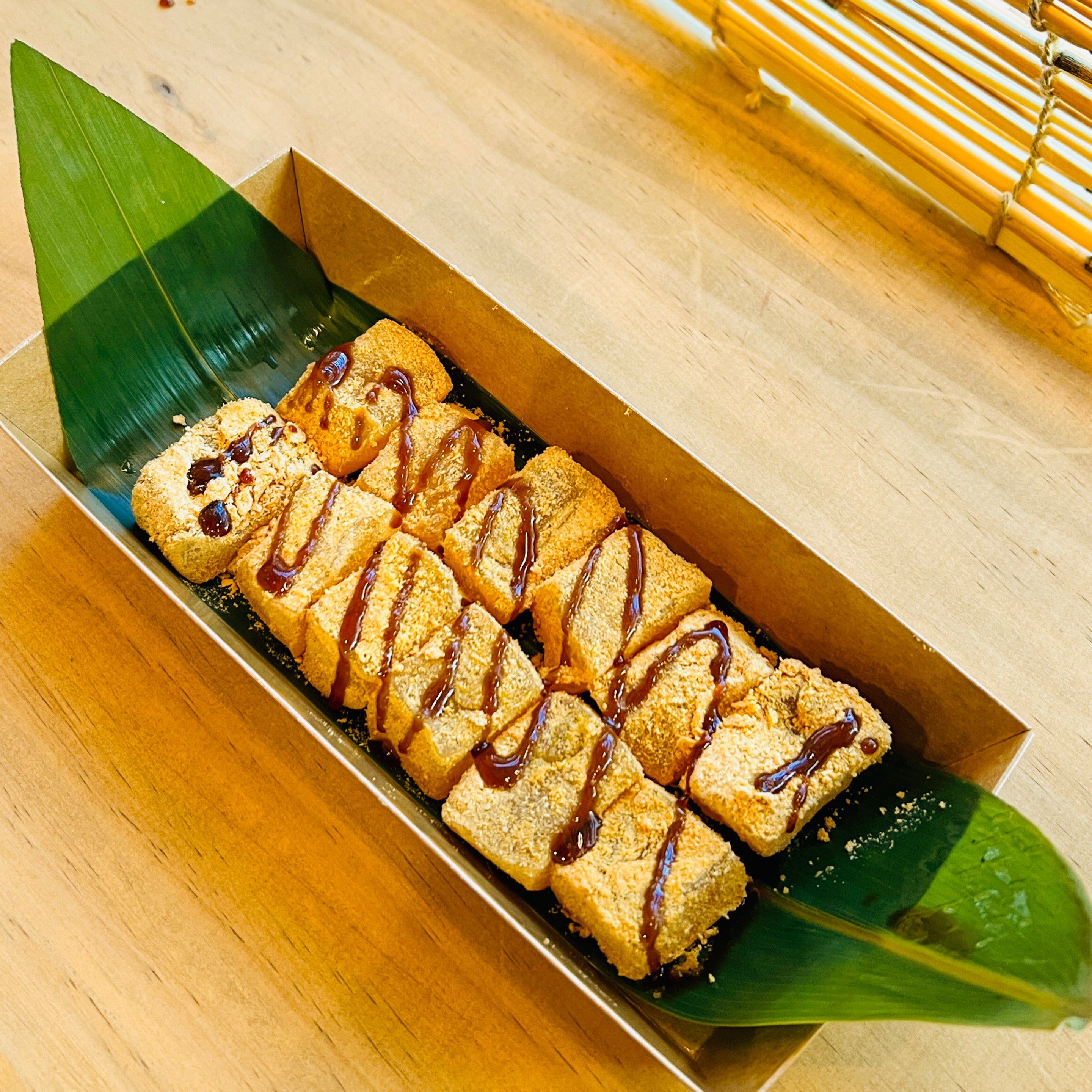 Kinako Warabi Mochi (12 pcs) | Kiss of Matcha